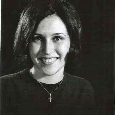 A B/W photograph of Mary Kinworthy..