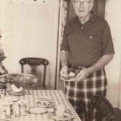 A photo view of Alfred M. Senter. 11/11/1988