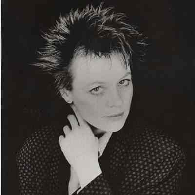 A photo view of Laurie Anderson. 1/22/1991.