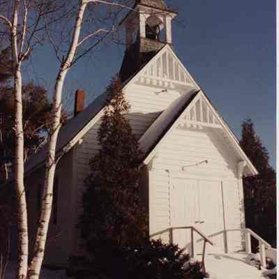 A photo view of the "Church on the Hill". Harpswell. 1/19/1990.