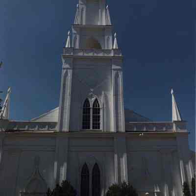 A photo view of an unknown church. 9/29//1989.