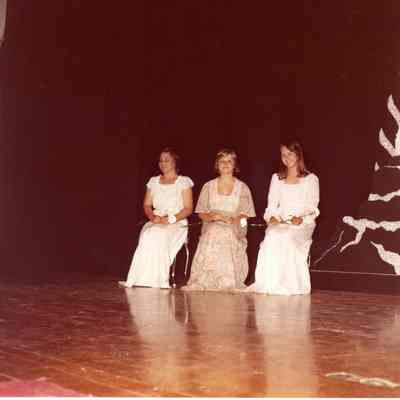 Teen Queen Participants