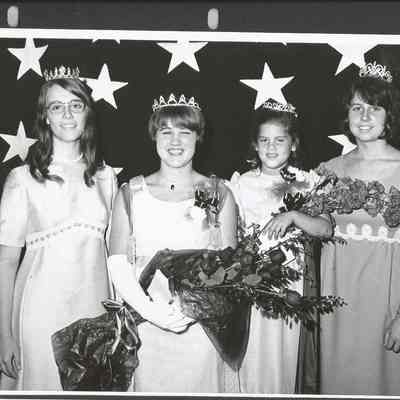 A B/W 8 X 10 Photo of 4 young girls wearing Tiaras