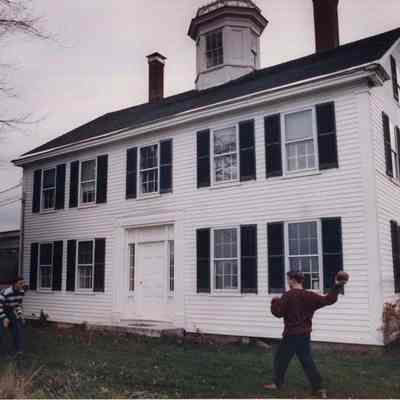 A photo view of the Carroll Pennell's House. 11/15/1991.