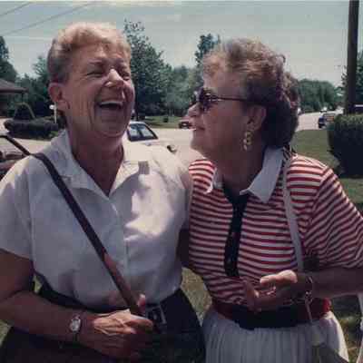 A photo view of Bobby McGinnis & Winifred Steams.