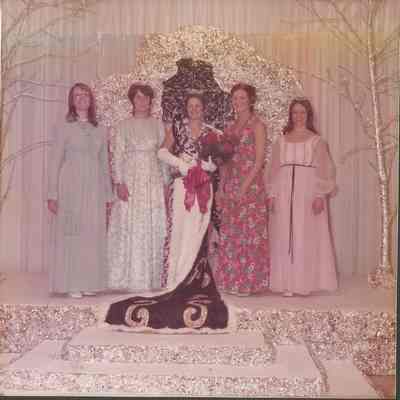 Past Brunswick Teen Queens and newly elected Teen Queen