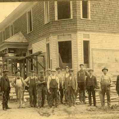 Workmen in Brunswick