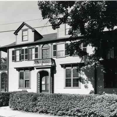 J Chamberlain House c 1984.