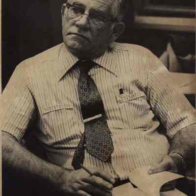 A photo view of Clifford Lothridge.