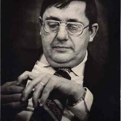 A photo view of Richard Lord. 12/18/1981.