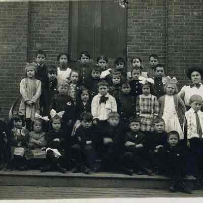 Students Outside of the Union Street School