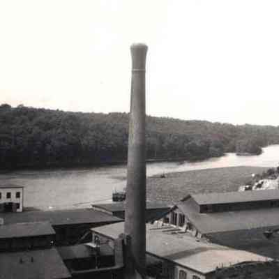 A photo view of the Androscoggin River.