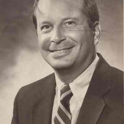 A photo view of John L. Heyl. 5/27/1981.