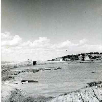 Cribstone Bridge Entering Bailey Island