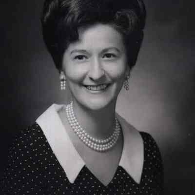 A photo view of Mrs. Robert Monahan.