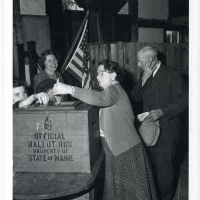 Voting Day In Harpswell