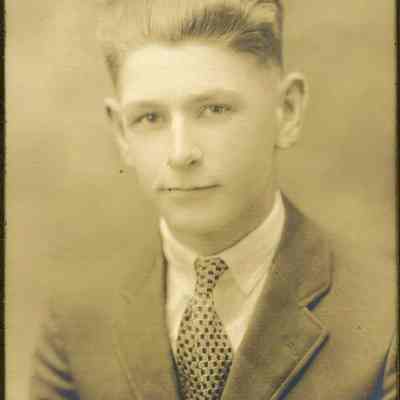 Earl Small BHS 1924