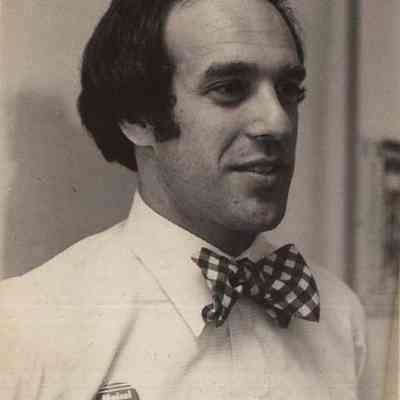 A photo view of Louis "Sandy" Maisel. 6/?/1978.