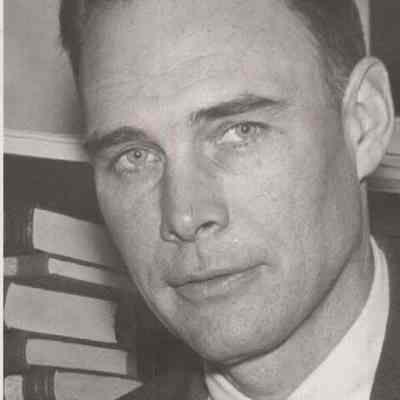 A photo view of Leroy Greason