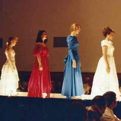 the participants in the second quater turn