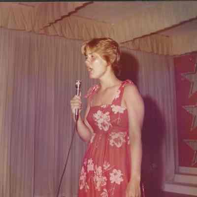 Becky Beck rehearsing her song.