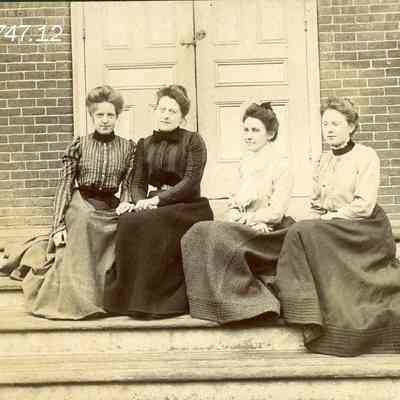 Anges Dunlap, Florence Allen, Alice S. Dunning, Laura Reed