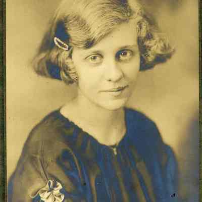 Lillian Howland BHS 1923
