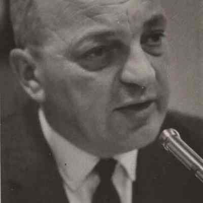 A photo view of Mario Tonon.