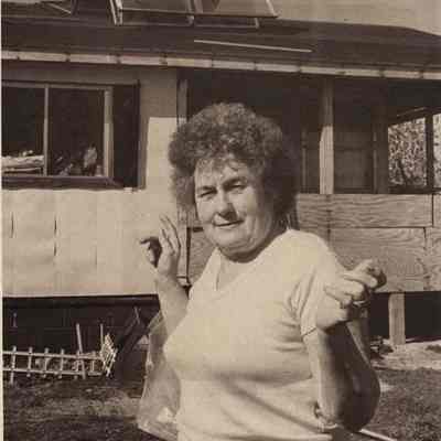 A photo view of Rose Waterman.