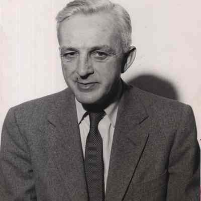 A photo view of Charles R. Lowery.