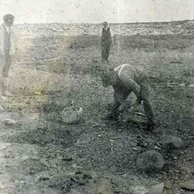 Claming on Ragged Island