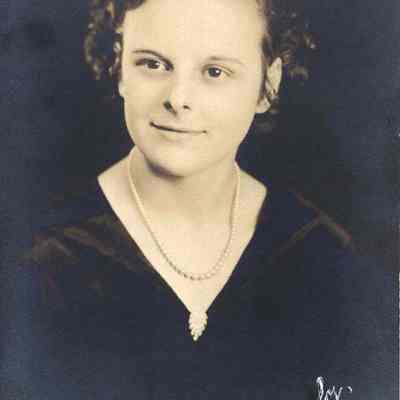 A class picture of Evelyn Mildred St. Pierre.