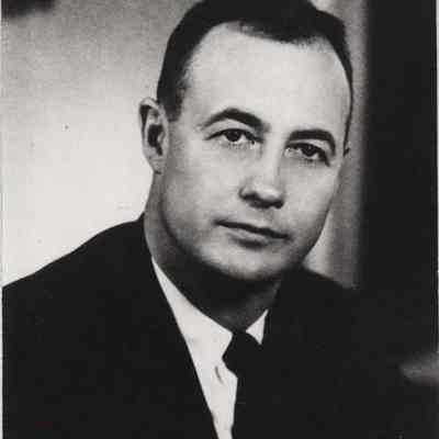 A photo view of Thomas Widgery Jr.