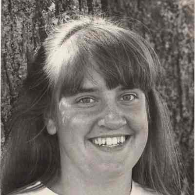 A photo view of Jennifer Harriman. 5/31/1991.