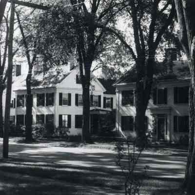 A photo of the Field House. 1833.