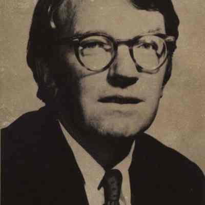 A photo view of Dr. James D. Redwine Jr. 6/24/1975.
