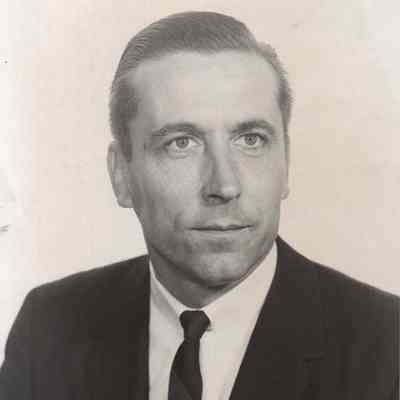 A photo view of Peleg D. Bradford.
