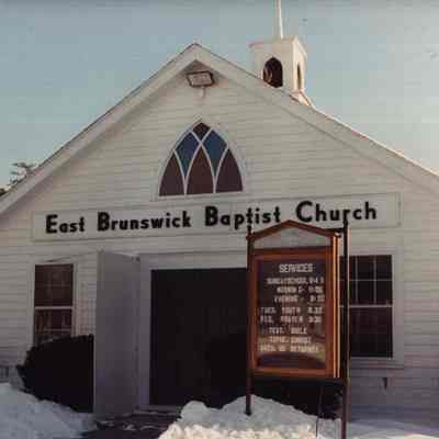 A photo view of the East Brunswick Baptist Church. 12/29/1989.