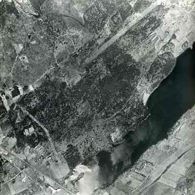 A B/W aerial photograph of an area New Meadows River.