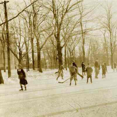 A photo of people skating on the upper mall Jan 1931.