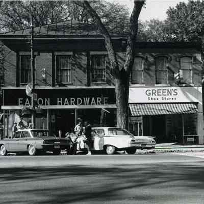 A photo of 58 Maine St.