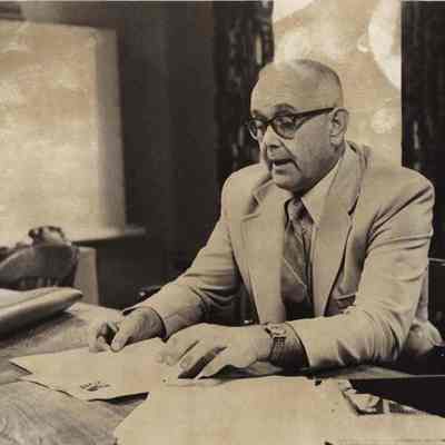 A photo view of Arthur G. Powers. 10/7/1980.