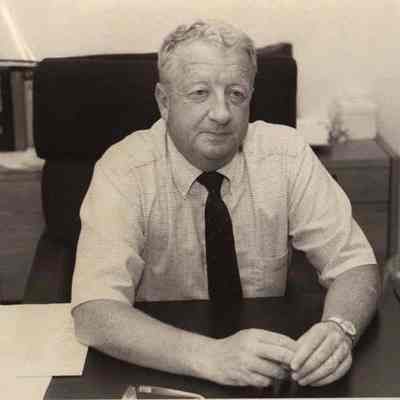 A photo view of Edward F. Wilson.