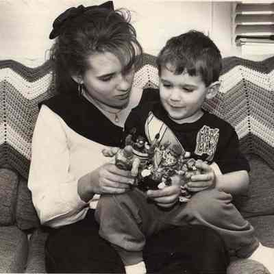 A photo view of Amber and Zachary Adams. 4/24/1992.