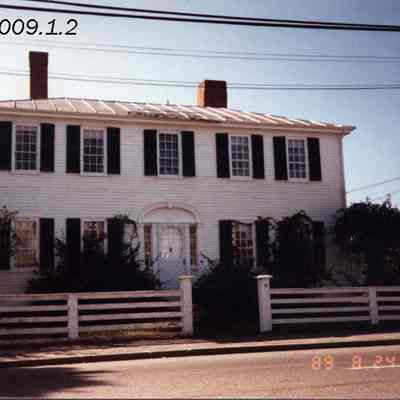 A photo of the house at 10 Mason Street.