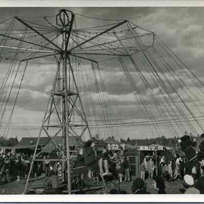 Topsham Fair, chair-plane ride, 1940s