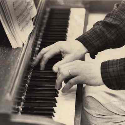 A photo view of Fred Freiver. 4/3/1992.
