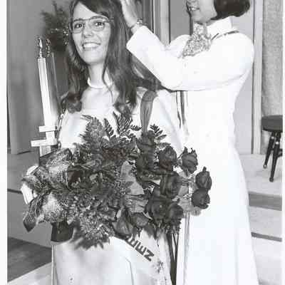 1971-72 Brunswick Teen Queen Doris Bernier crowning the 1972-73 Teen Queen Agnes Racine.