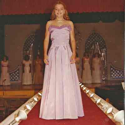 A color photograph of contestant #2 Wendy Brown