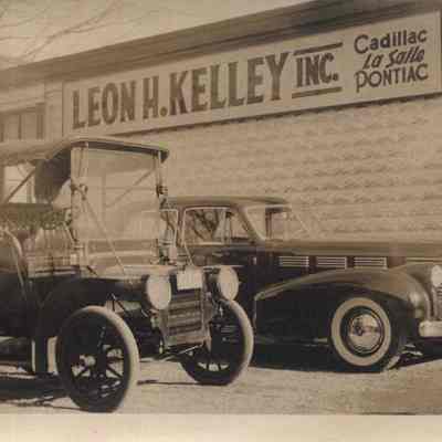 Leon H Kelley garage, 212 Maine St